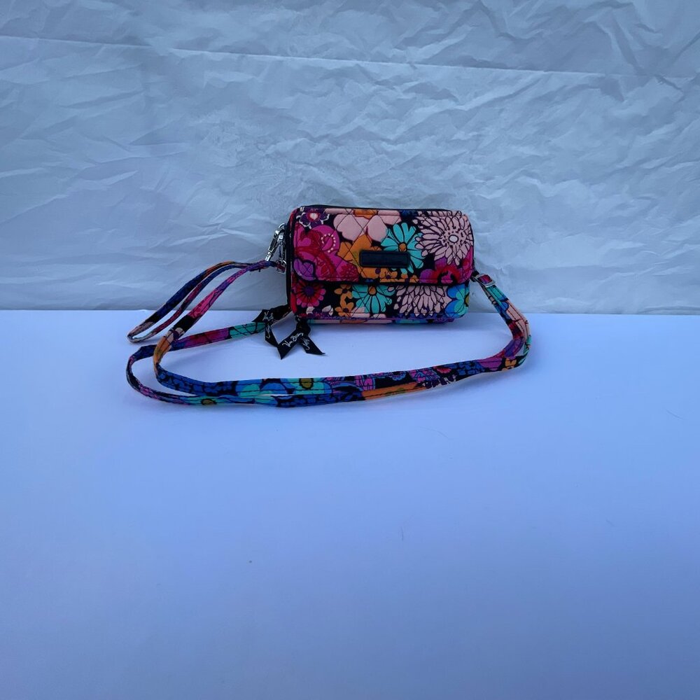 Vera Bradley's All in One Crossbody Bag Wristlet Wallet Floral Fiesta - Picture 2 of 8
